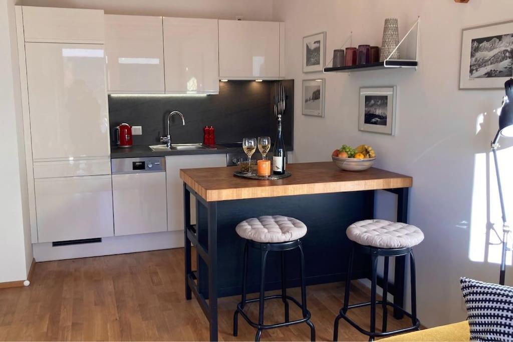 Apartment Hucklehaus Aich  Eksteriør billede