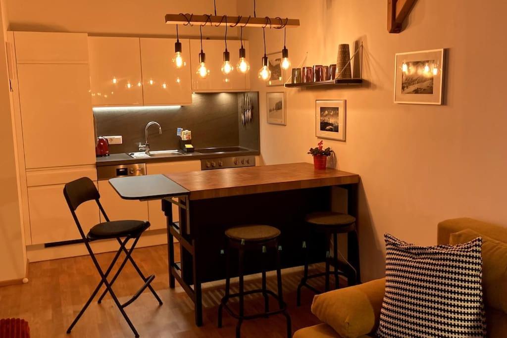 Apartment Hucklehaus Aich  Eksteriør billede